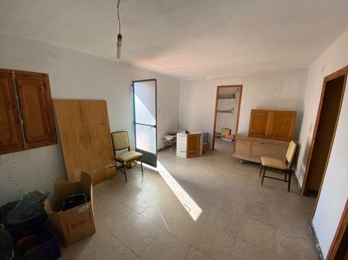 Image No.23-5 Bed Townhouse for sale