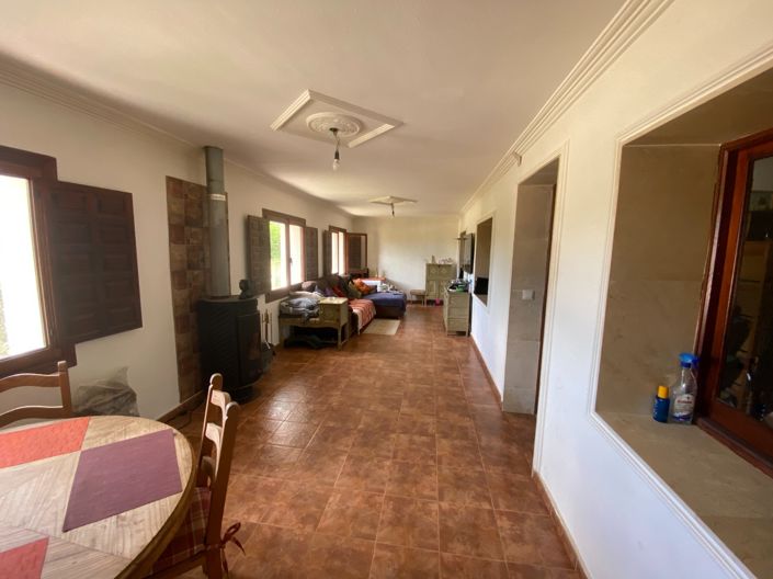 Image No.21-6 Bed Country House for sale