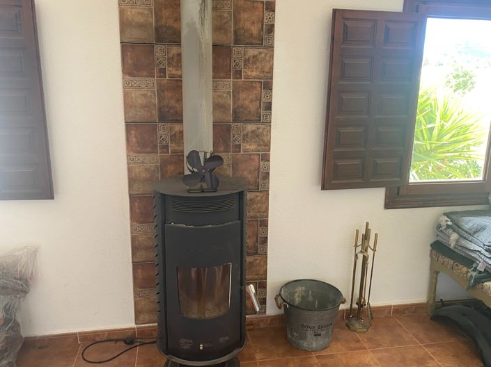 Image No.23-Maison de campagne de 6 chambres à vendre à Sax