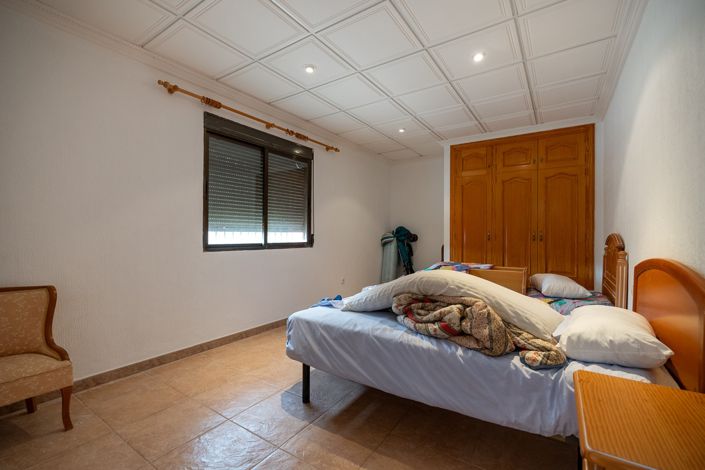 Image No.18-Villa de 6 chambres à vendre à Monóvar