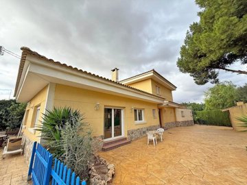 Alicante Sunshine Villas most sold property