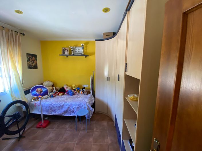 Image No.30-3 Bed Country House for sale