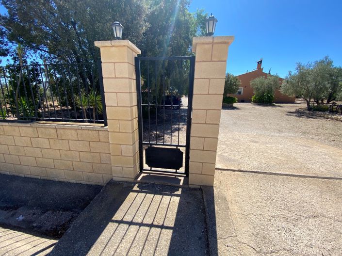 Image No.50-3 Bed Country House for sale