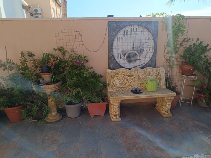 Image No.14-2 Bed Townhouse for sale