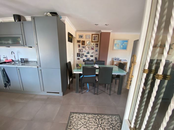 Image No.9-Villa de 5 chambres à vendre à Sax