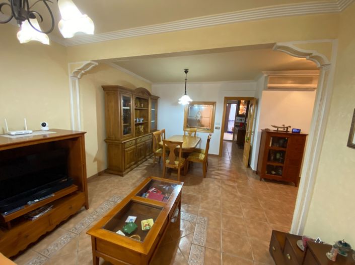 Image No.10-Propriété de 5 chambres à vendre à Sax