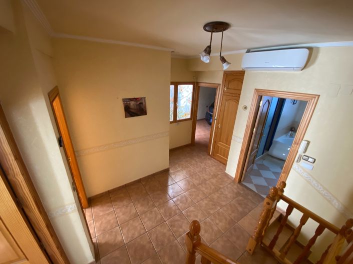 Image No.33-Propriété de 5 chambres à vendre à Sax