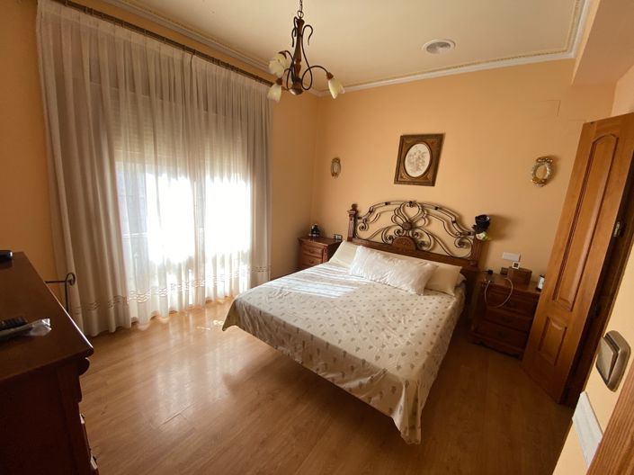 Image No.43-Propriété de 5 chambres à vendre à Sax