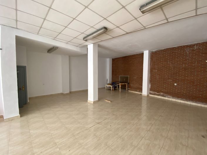 Image No.3-4 Bed Townhouse for sale