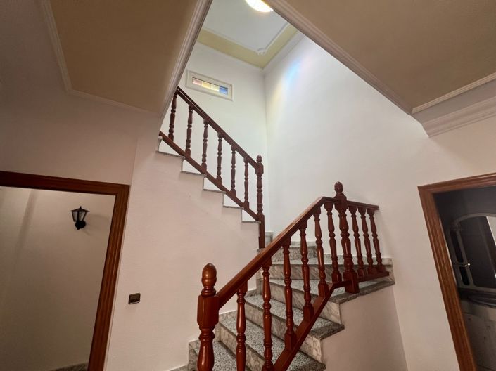 Image No.33-4 Bed Townhouse for sale