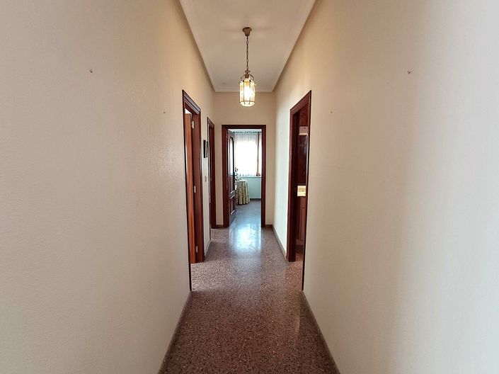 Image No.28-6 Bed Country House for sale