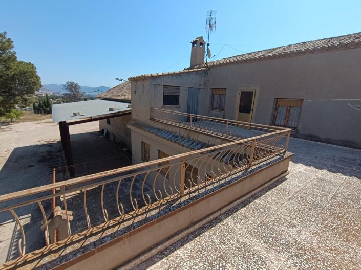 Image No.38-6 Bed Country House for sale