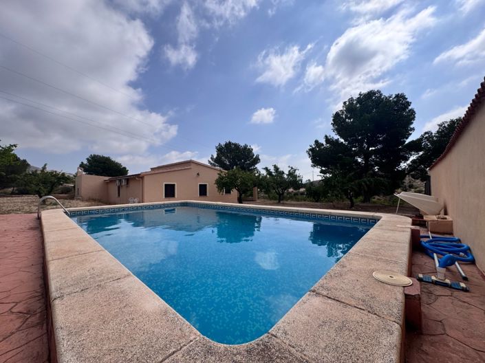 Image No.13-3 Bed Villa for sale