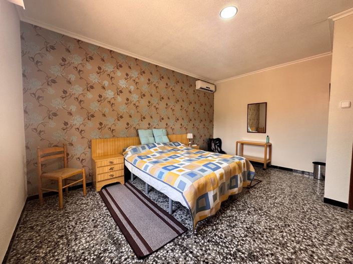 Image No.18-3 Bed Villa for sale