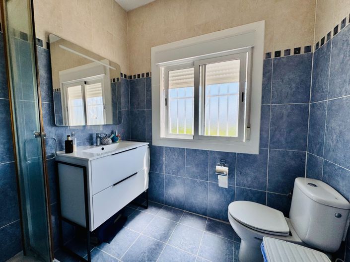 Image No.15-4 Bed Villa for sale