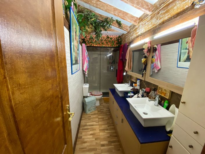 Image No.38-Maison de campagne de 7 chambres à vendre à Sax