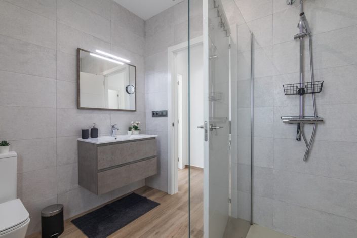 Image No.9-3 Bed Villa for sale