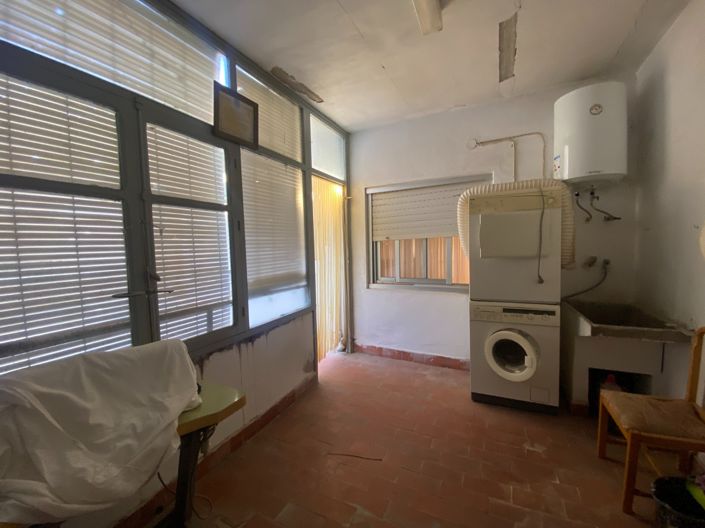 Image No.12-3 Bed Apartment for sale