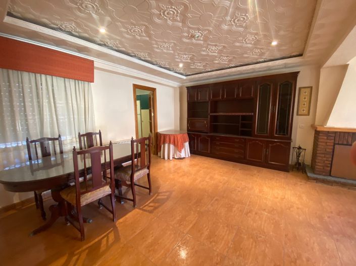 Image No.13-3 Bed Apartment for sale