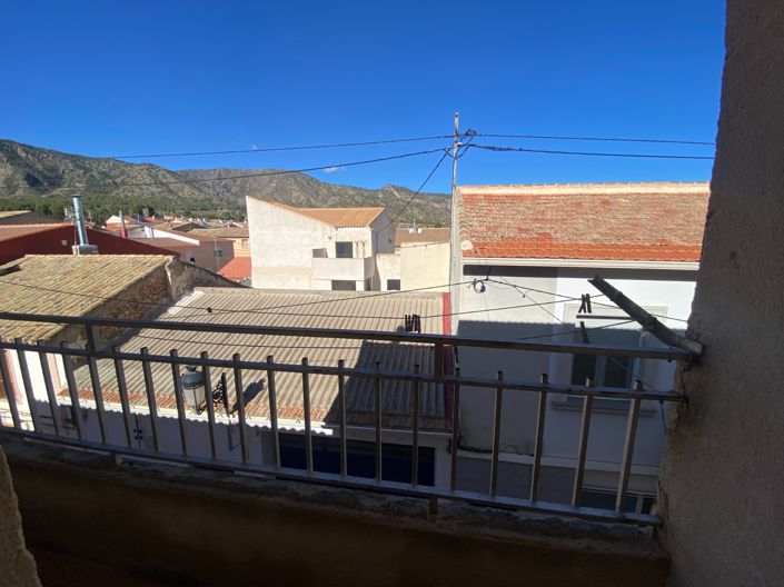 Image No.15-3 Bed Apartment for sale