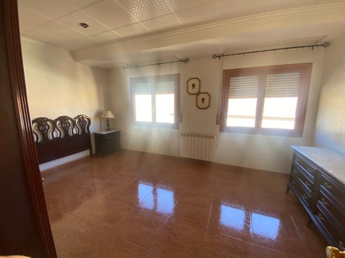 Image No.4-3 Bed Apartment for sale