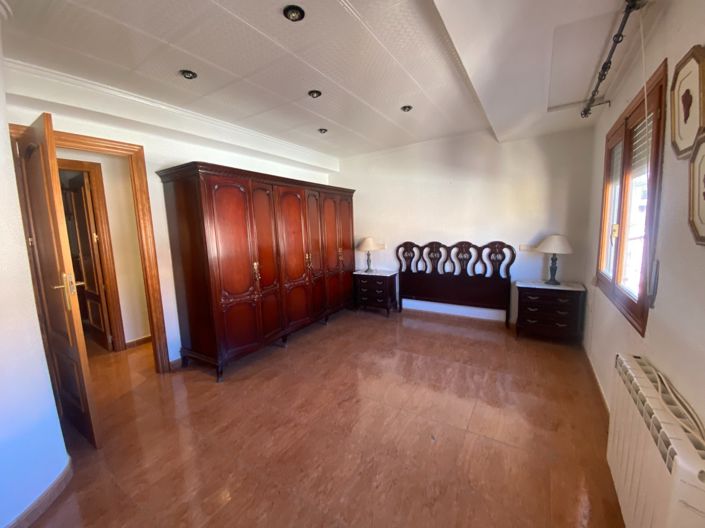 Image No.5-3 Bed Apartment for sale