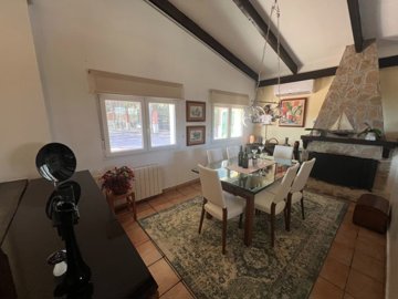 o1jc8sr8101t11hah4db16rp13484m