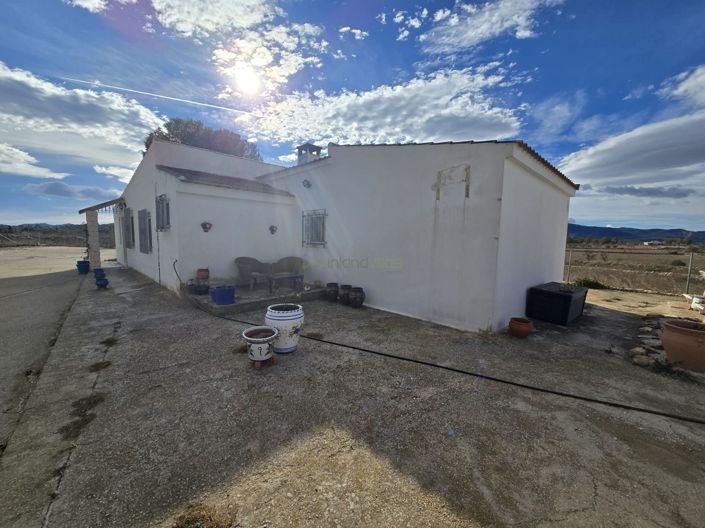 Image No.8-2 Bed Finca for sale