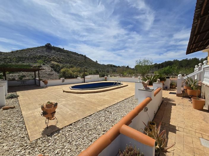 Image No.32-4 Bed Villa for sale