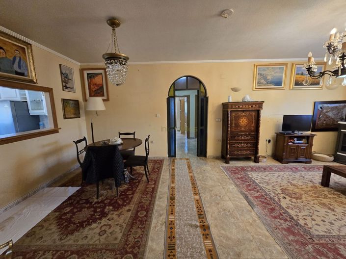 Image No.9-4 Bed Villa for sale