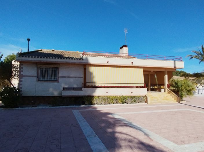 Image No.8-3 Bed Villa for sale