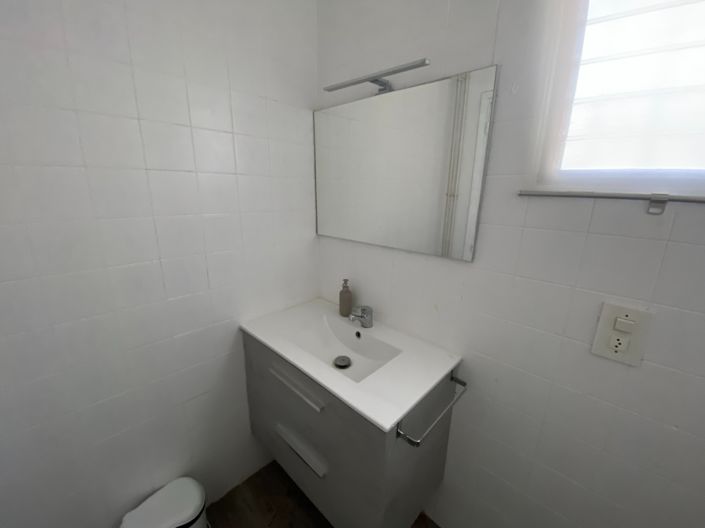 Image No.24-4 Bed Country House for sale