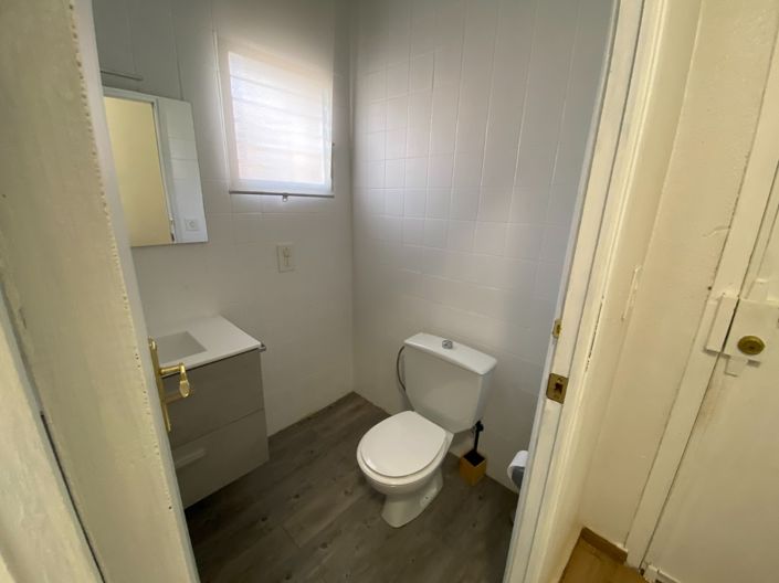 Image No.25-4 Bed Country House for sale