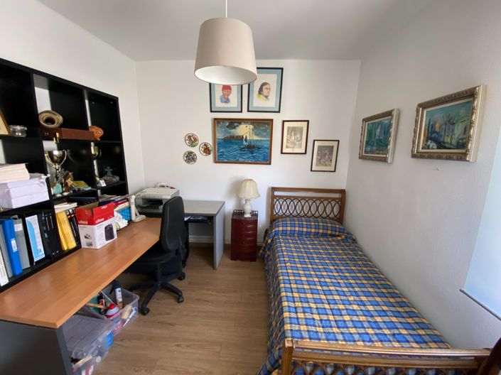 Image No.30-4 Bed Country House for sale