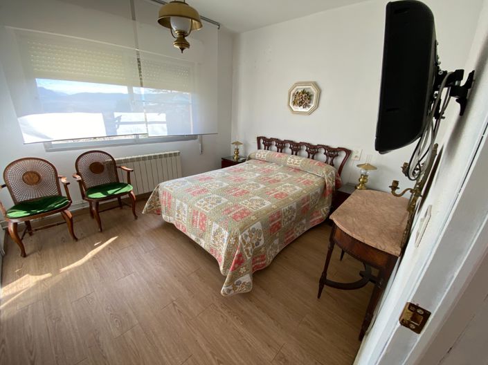 Image No.39-4 Bed Country House for sale