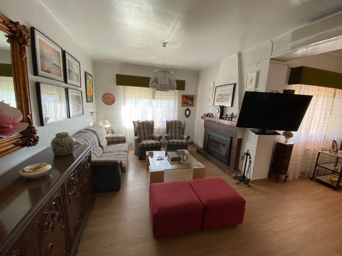 Image No.6-4 Bed Country House for sale