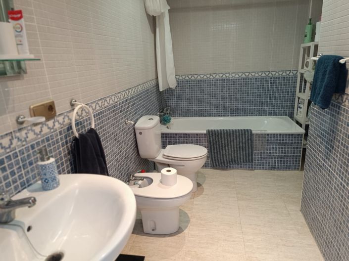 Image No.37-5 Bed Villa for sale