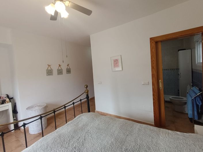 Image No.36-3 Bed Villa for sale