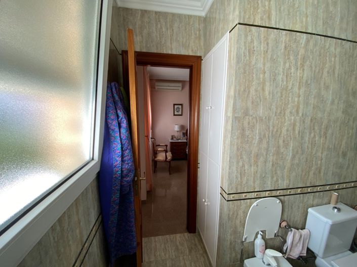 Image No.24-7 Bed Townhouse for sale