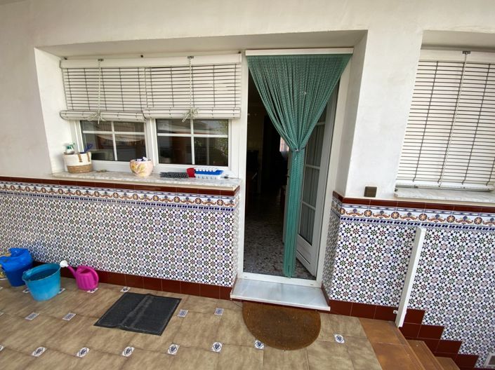 Image No.35-7 Bed Townhouse for sale