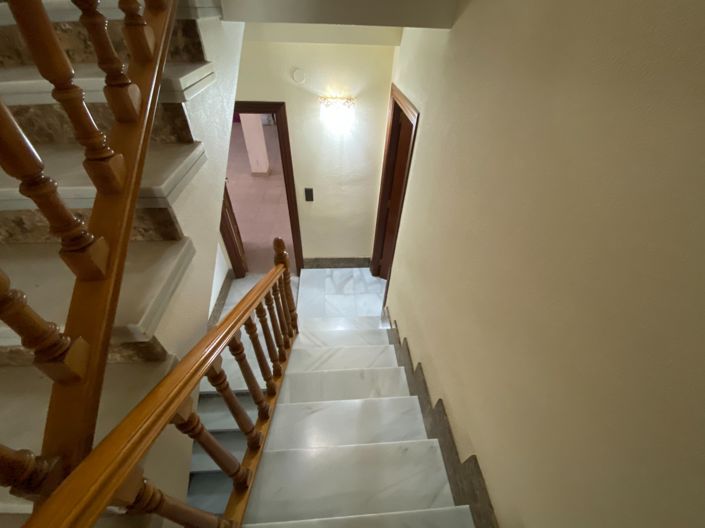 Image No.44-7 Bed Townhouse for sale