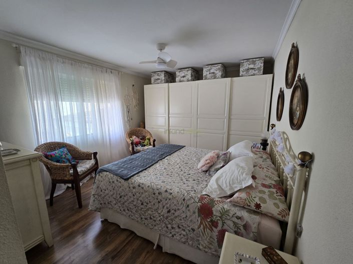 Image No.13-3 Bed Country House for sale