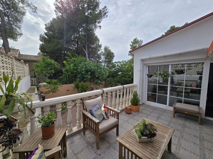 Image No.2-3 Bed Country House for sale