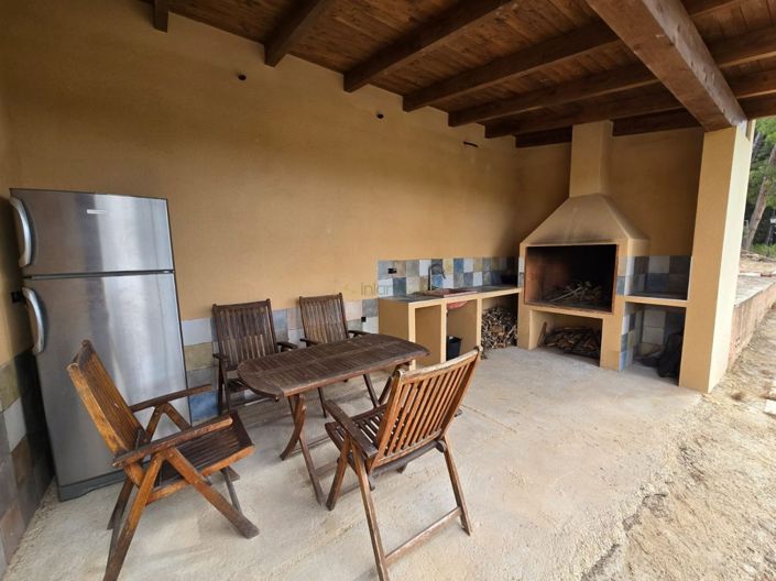 Image No.21-3 Bed Country House for sale