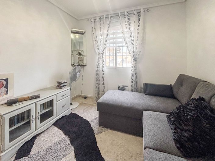 Image No.15-5 Bed Villa for sale