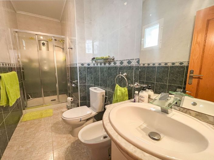 Image No.23-5 Bed Villa for sale