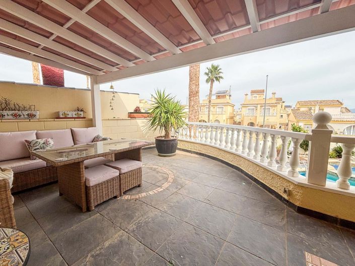 Image No.38-5 Bed Villa for sale