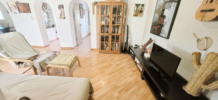 Image No.32-2 Bed Villa for sale