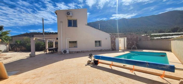 Image No.41-2 Bed Villa for sale