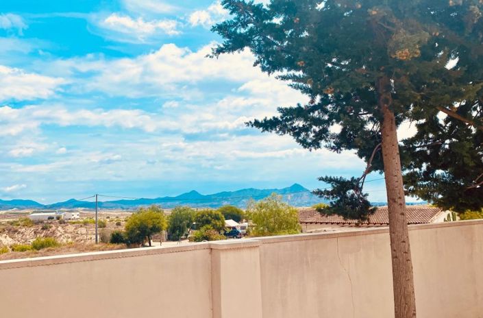 Image No.19-2 Bed Property for sale